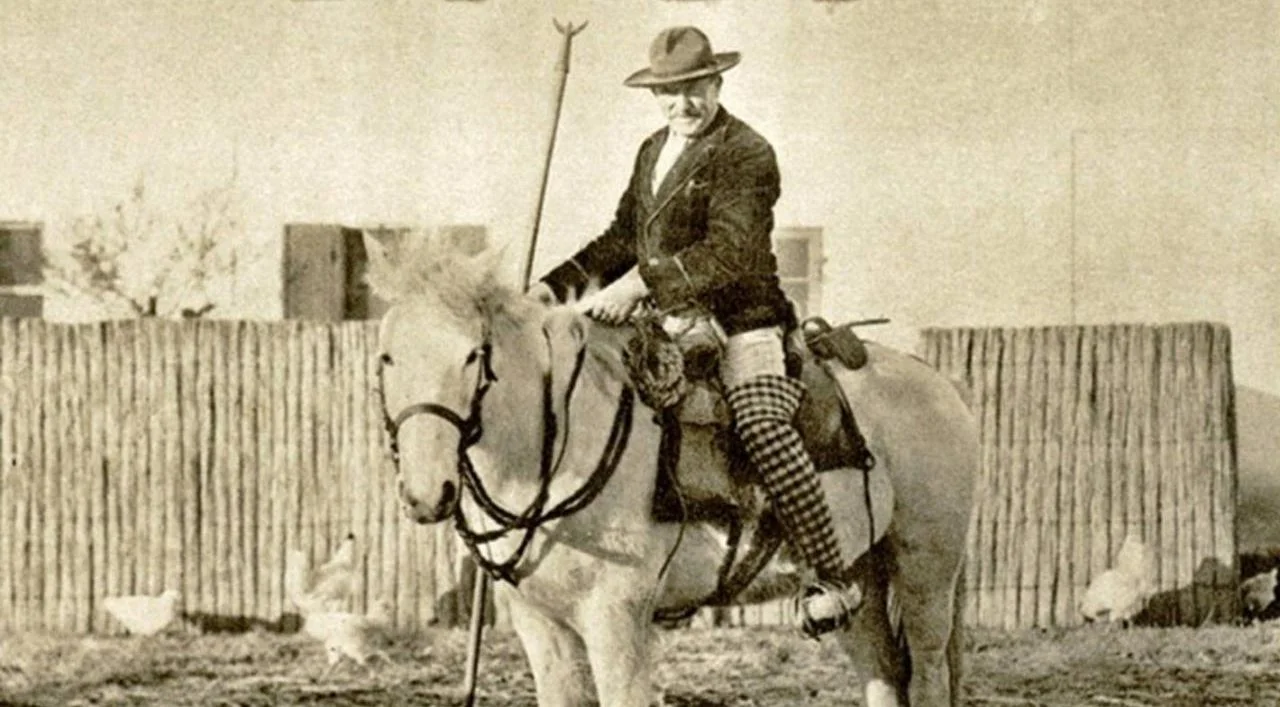 Portrait d'archive du Marquis Folco de Baroncelli en Camargue vers 1930